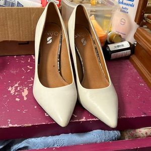 Sarto nude heels
